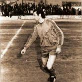 01-04-81 Quini en l'escalfament del partit