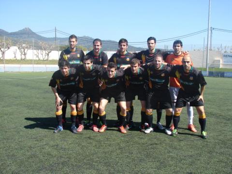 Jornada 32 - El Vila fa un gran primer temps en el que hauria pogut sentenciar el partit.