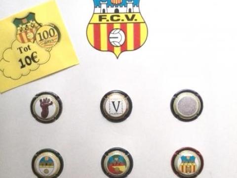 Venta de 7 xapes de cava i el pin oficial del club