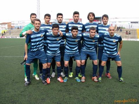 Jornada 36 - El Vila ensopega al camp del Manlleu i continua depenent de si mateix per continuar a tercera.