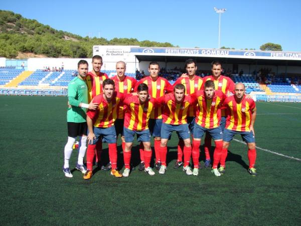 Jornada 8 - El FC Vilafranca treu un empat en la visita al camp municipal de la Devesa.