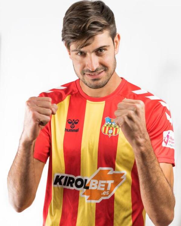 Toni Cunill: "La Pobla té jugadors joves i de molta qualitat"