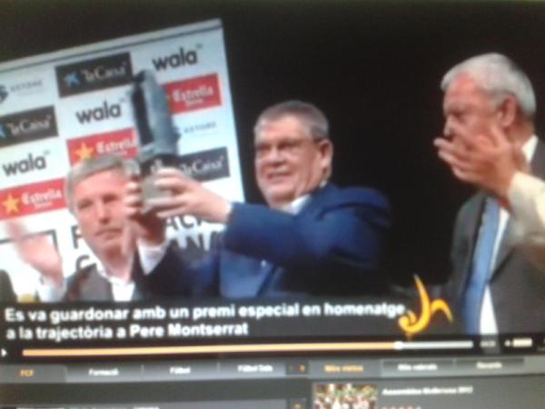 Pere Montserrat a estat guardonat amb un premi especial per la Federació Catalana de Futbol