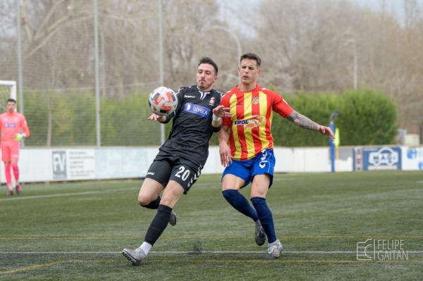 Quatre equips per a tres posicions