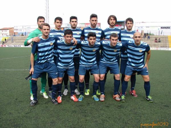 Jornada 36 - El Vila ensopega al camp del Manlleu i continua depenent de si mateix per continuar a tercera.